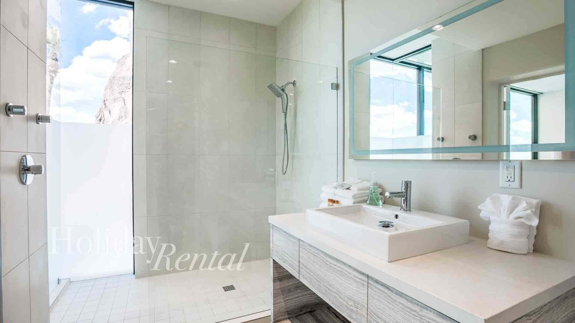 Bathroom 2 - En Suite for Bedroom 2